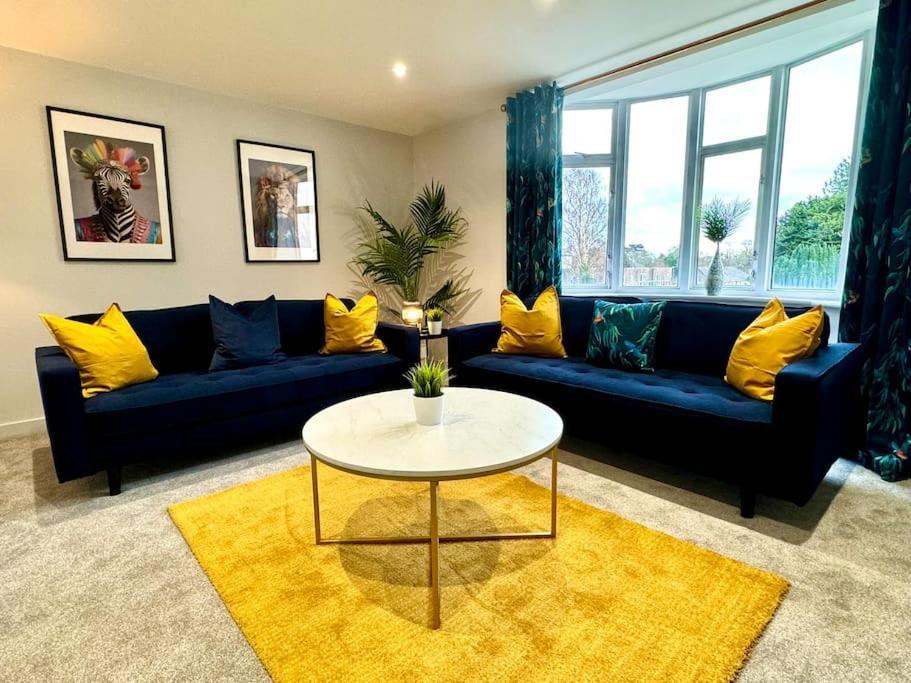 Massive 3 Bedroom - Ground Floor - Near The Beach! 伯恩茅斯 外观 照片
